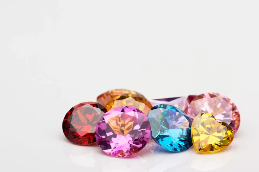 Color diamonds Colored diamonds