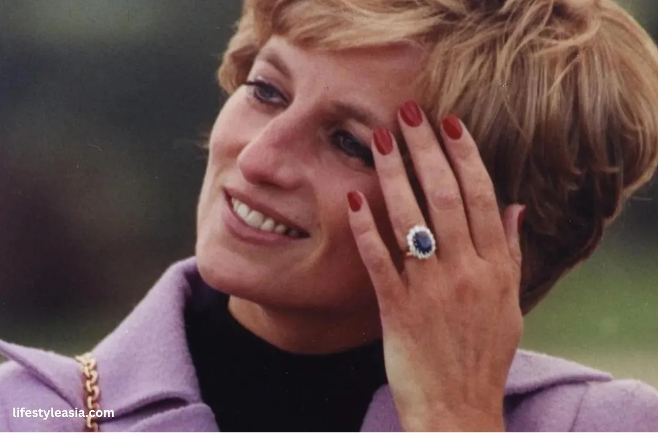 diana - blue sapphire engagement rings