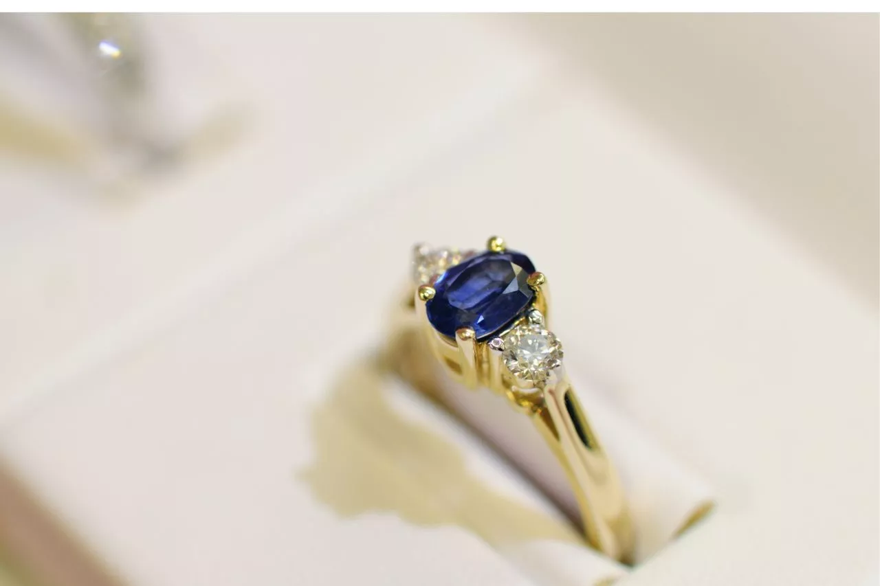 blue sapphire in astrology