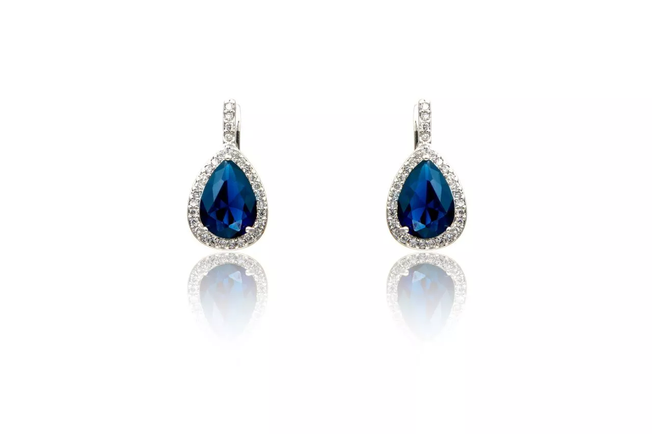 How to Clean and Care Blue Sapphire Gemstones & Jewelry
