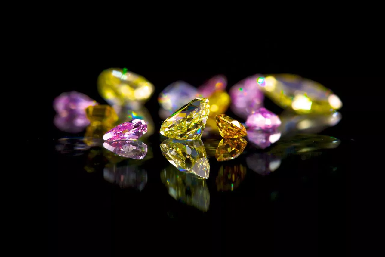 10 Compelling Reasons to Invest in Natural Fancy Color Diamonds